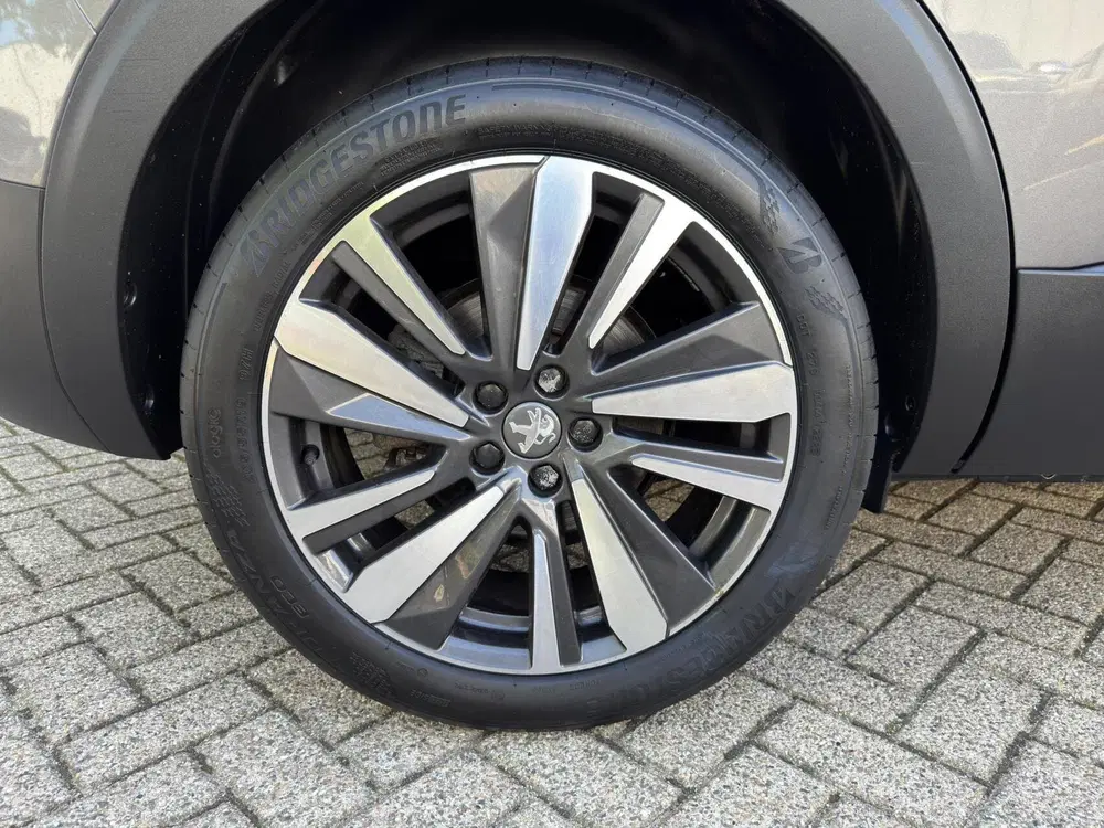 Peugeot 5008 PureTech Allure Avantage uit 2021, foto 9