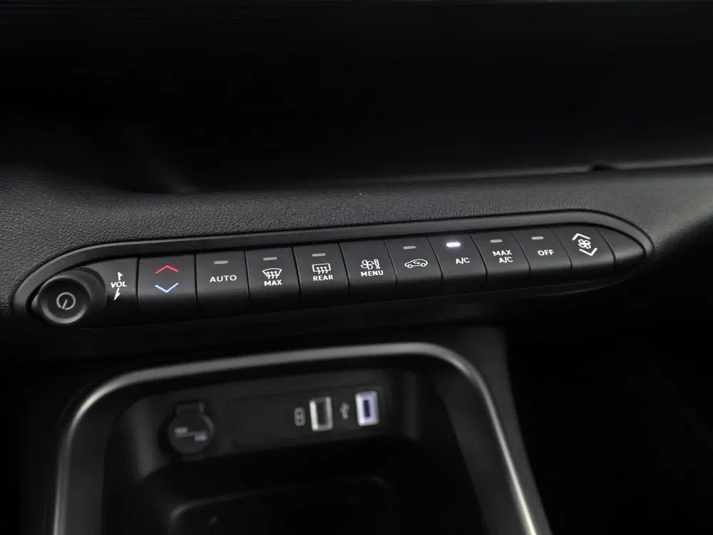 Jeep Avenger 1.2 Longitude (APPLE CARPLAY uit 2025, foto 9