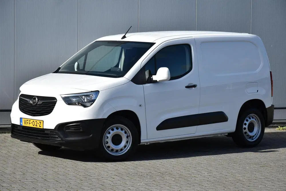 Opel Combo 1.5D Airco Cruise Navi Apple Carplay PDC E uit 2020, foto 4
