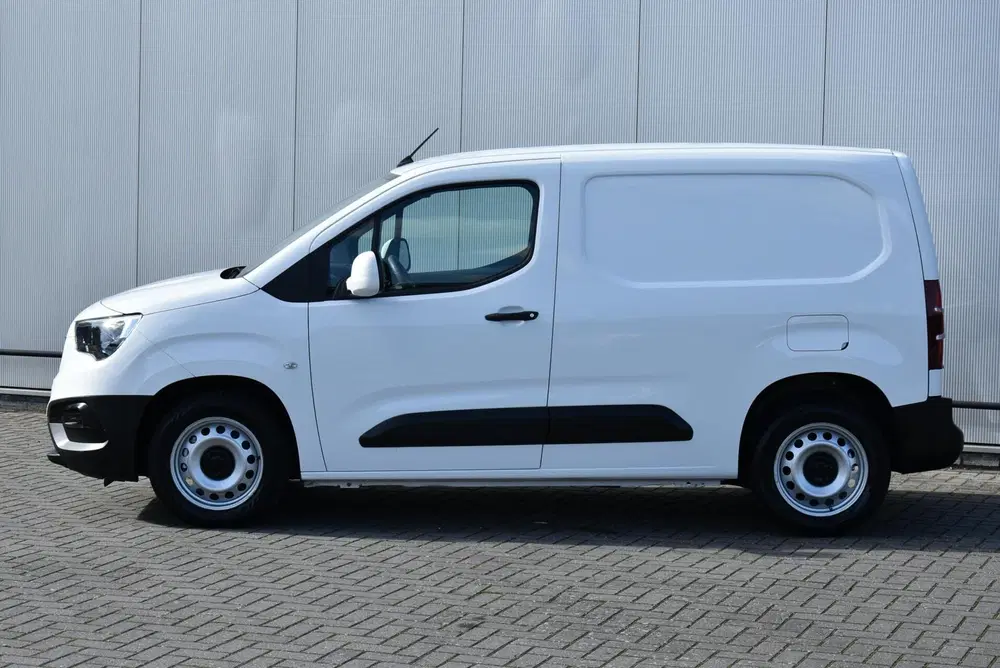 Opel Combo 1.5D Airco Cruise Navi Apple Carplay PDC E uit 2020, foto 5
