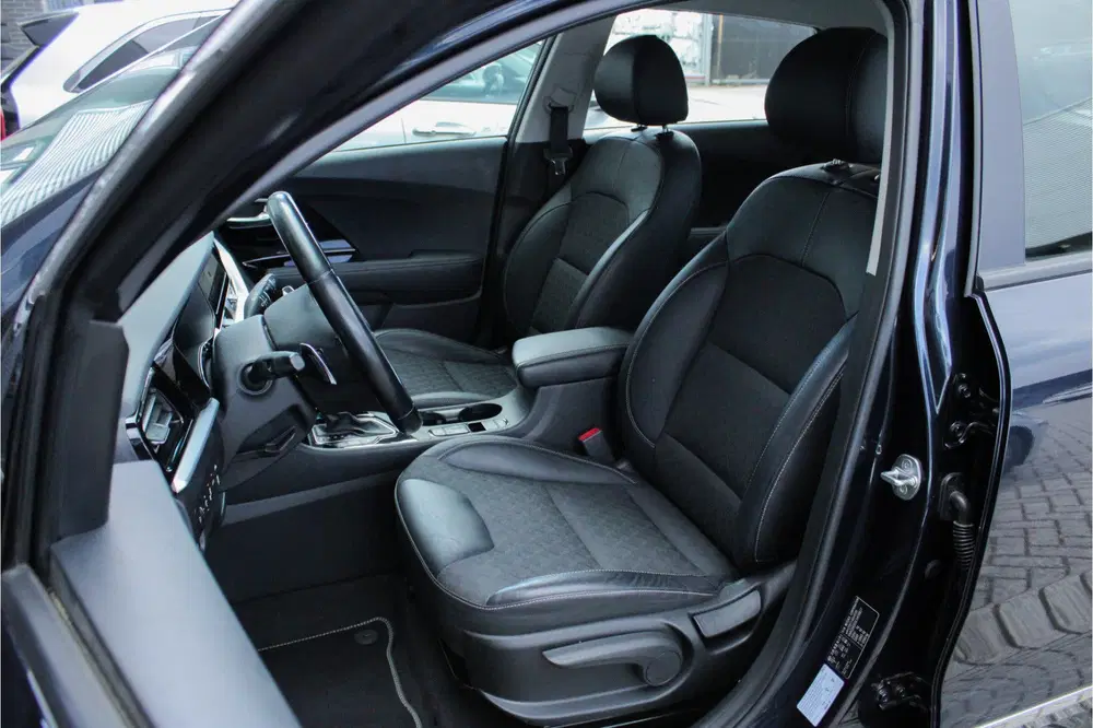 Kia Niro 1.6 GDi PHEV DynamicLine uit 2020, foto 8