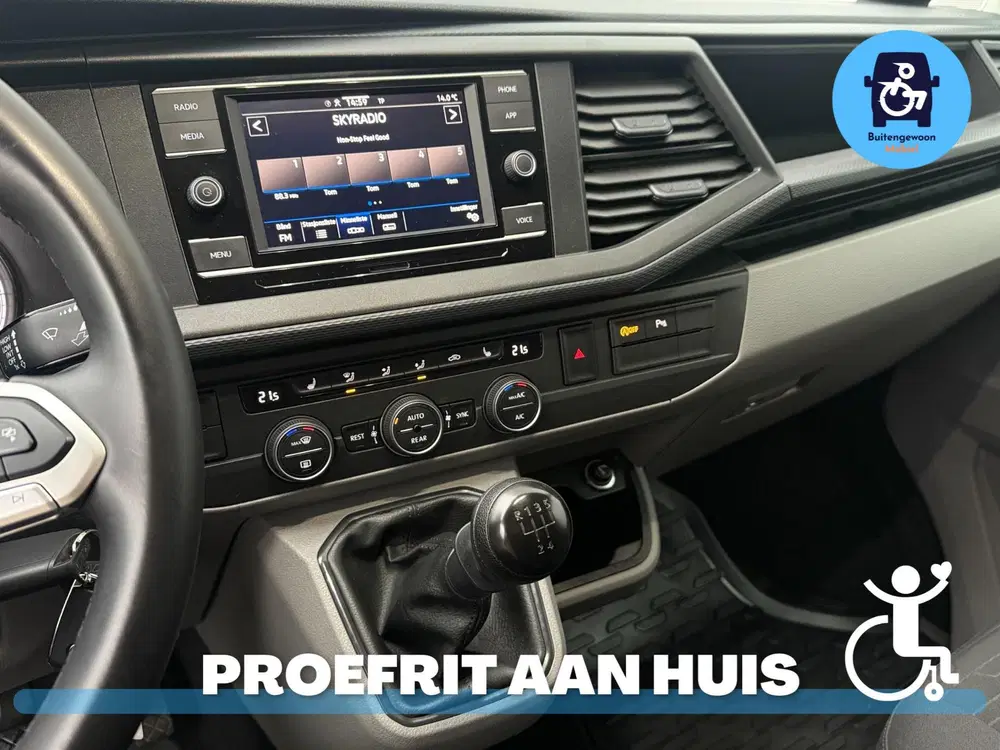 Volkswagen Transporter Caravelle Rolstoelbus (Airco) Deluxe uit 2021, foto 11