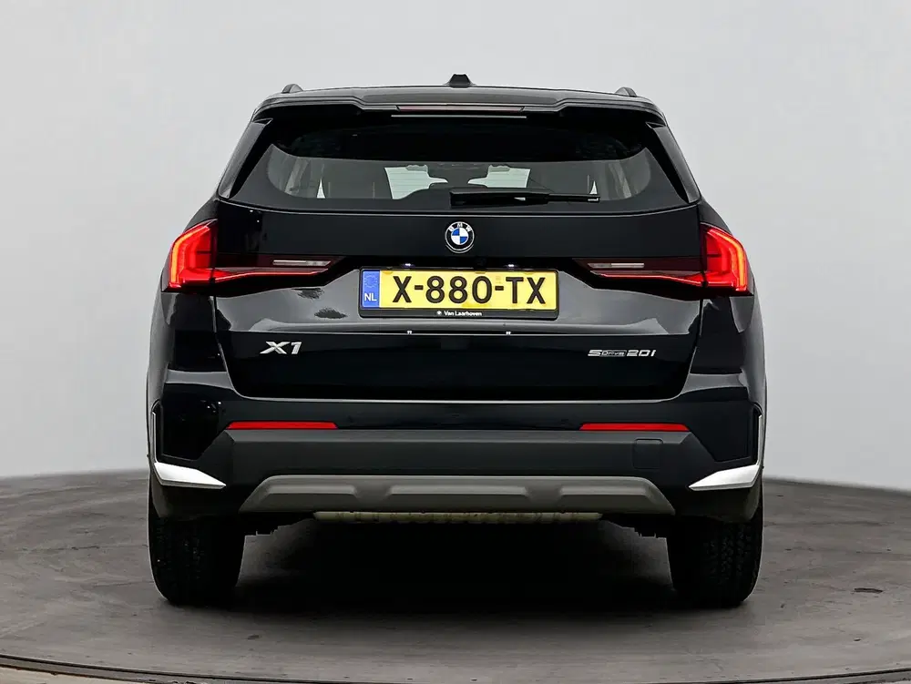 BMW X1 sDrive20i Automaat uit 2024, foto 3