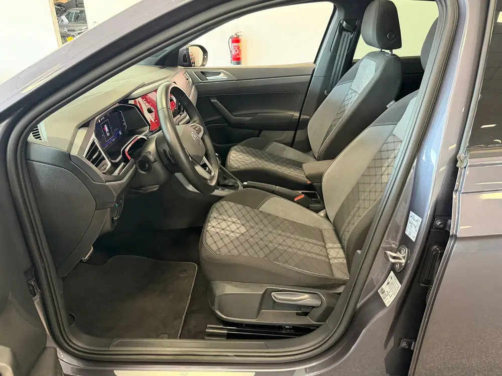 Volkswagen Taigo 1.0 TSI R-Line uit 2024, foto 10