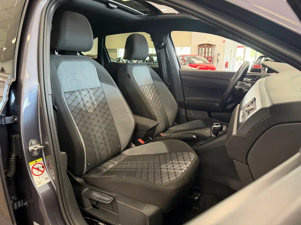 Volkswagen Taigo 1.0 TSI R-Line uit 2024, foto 15