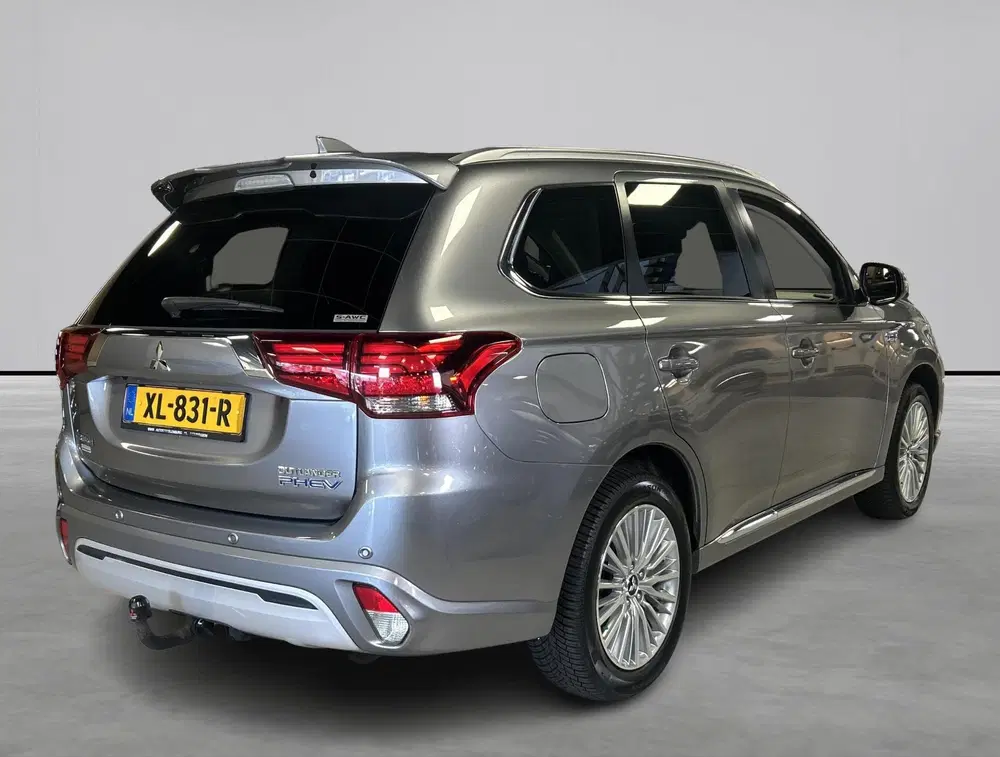 Mitsubishi Outlander 2.4 PHEV Intense+ uit 2019, foto 5
