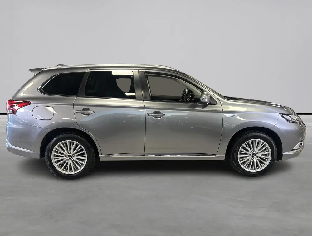 Mitsubishi Outlander 2.4 PHEV Intense+ uit 2019, foto 6