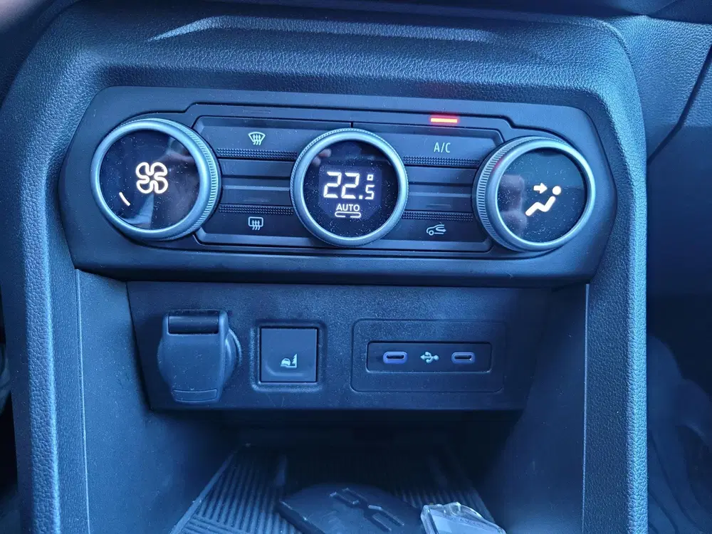 Dacia Jogger 1.8 hybrid 155 limited edition 7p. uit 2026, foto 12