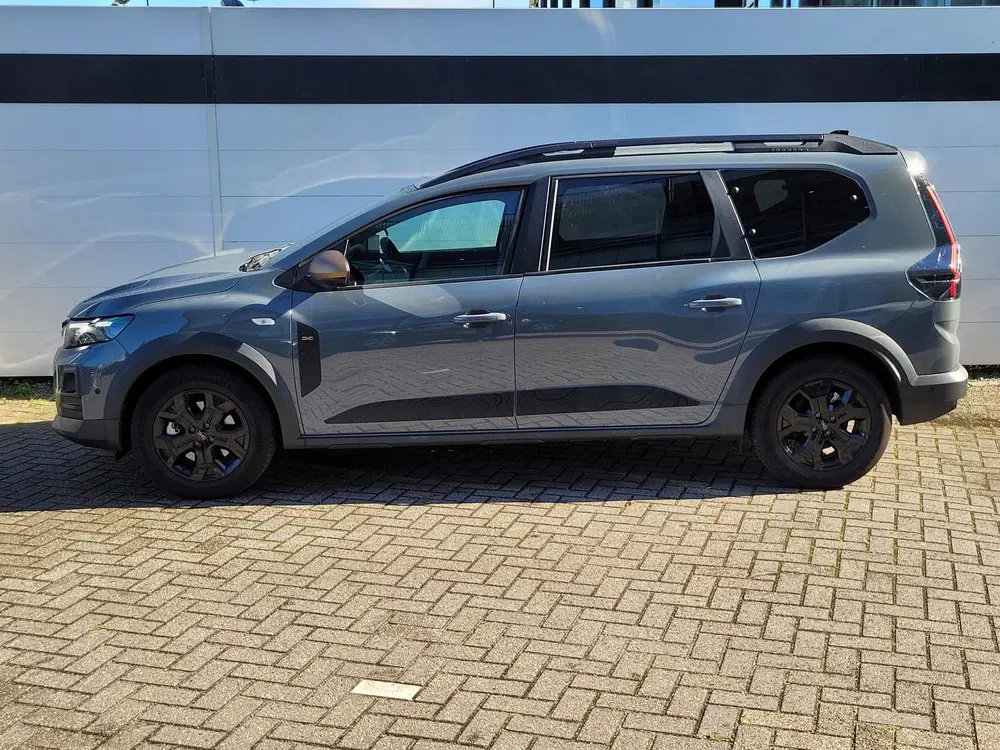 Dacia Jogger 1.8 hybrid 155 limited edition 7p. uit 2026, foto 14