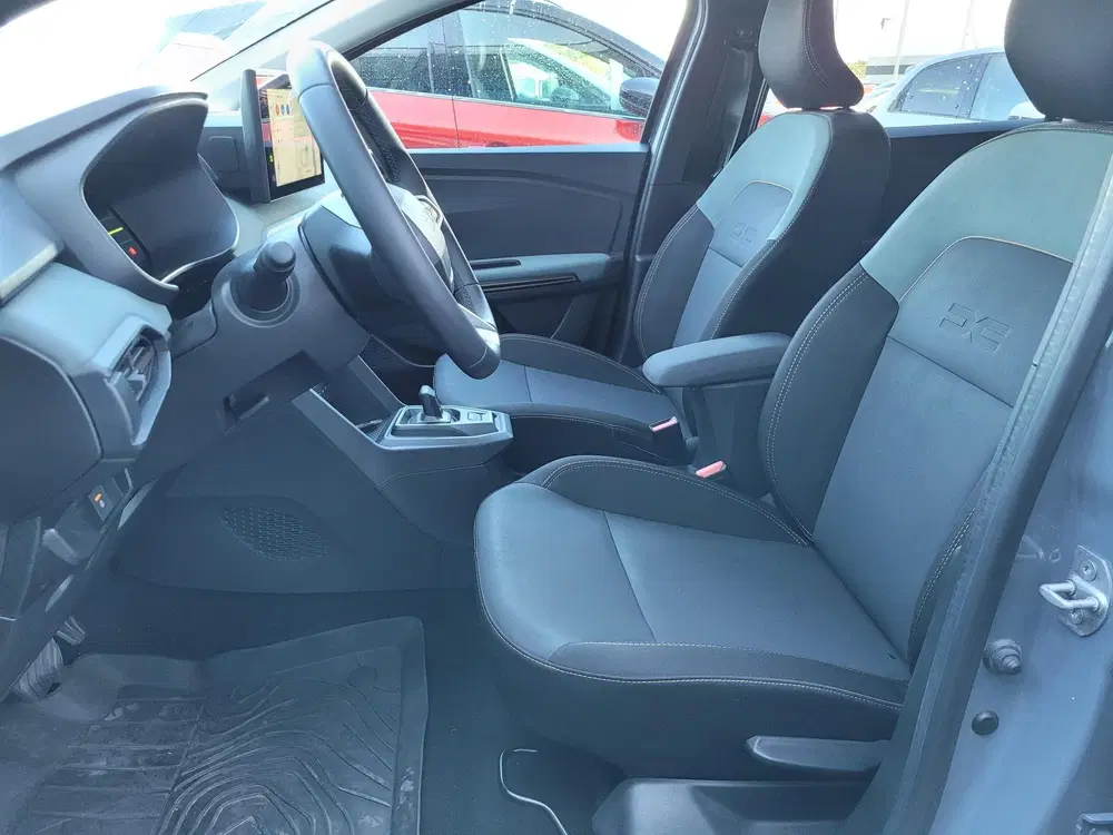 Dacia Jogger 1.8 hybrid 155 limited edition 7p. uit 2026, foto 6