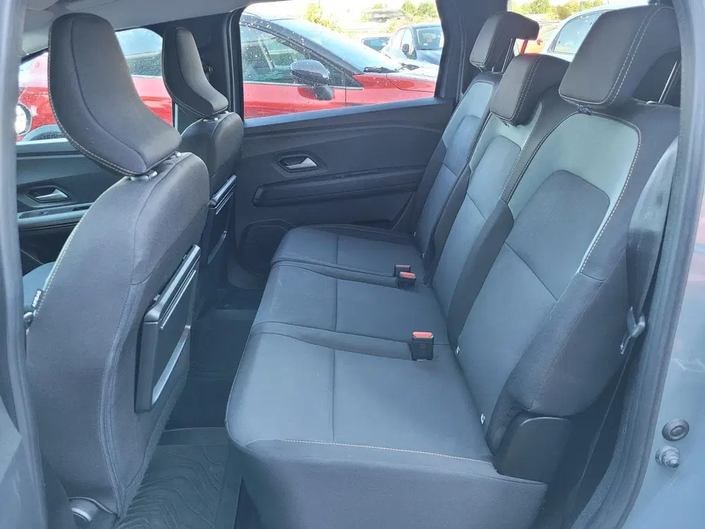 Dacia Jogger 1.8 hybrid 155 limited edition 7p. uit 2026, foto 7