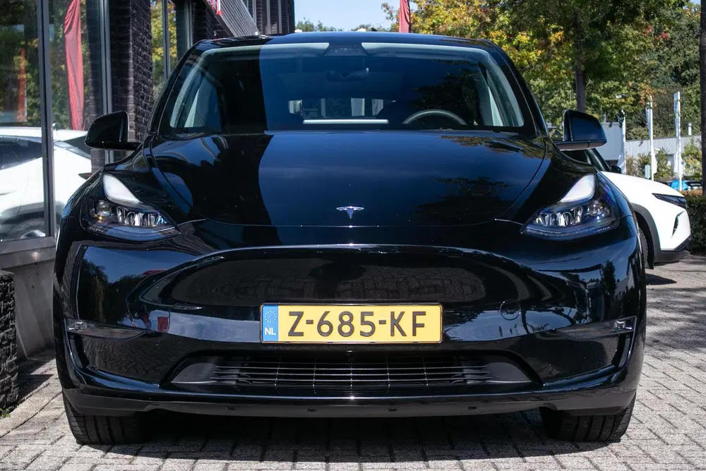Tesla Model Y Long Range AWD 75 kWh uit 2024, foto 13