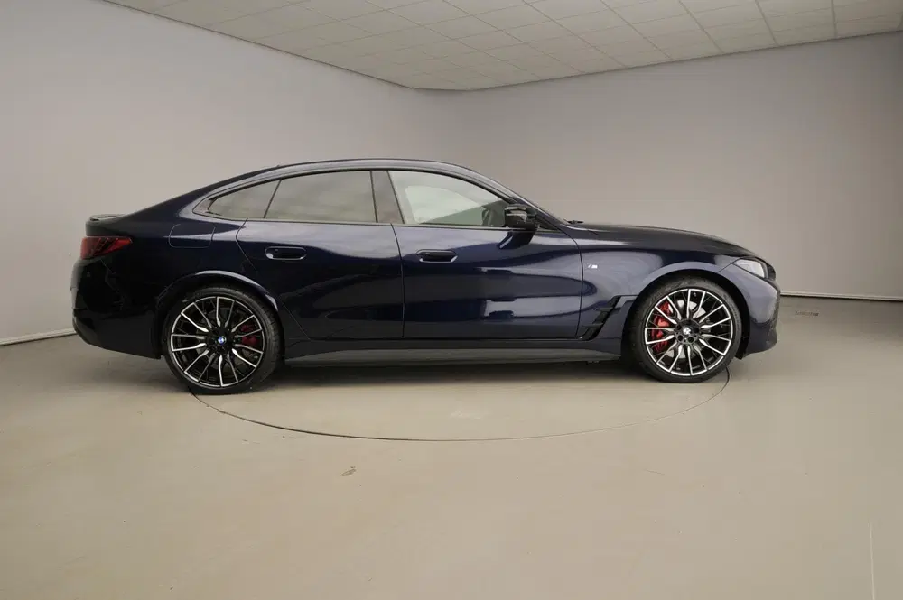 BMW i4 M60 uit 2026, foto 4