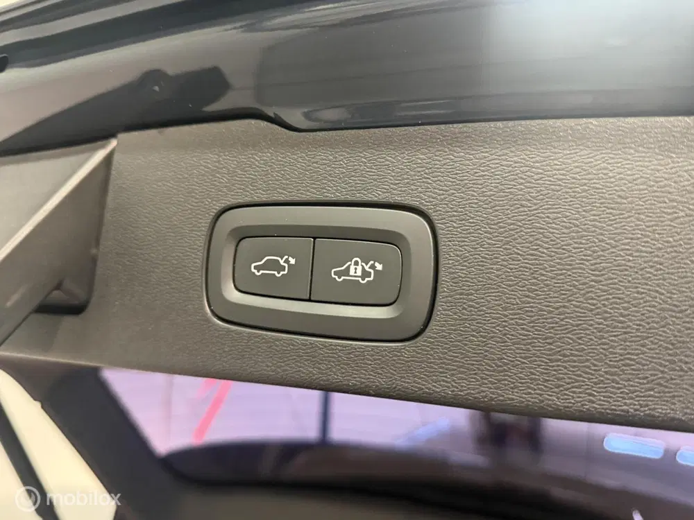 Volvo V60 2.0 T6 Plug-in hybrid AWD Plus Bright LONG uit 2022, foto 6