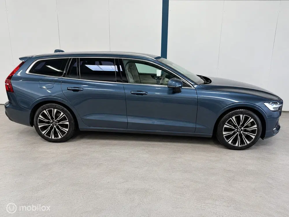 Volvo V60 2.0 T6 Plug-in hybrid AWD Plus Bright LONG uit 2022, foto 8