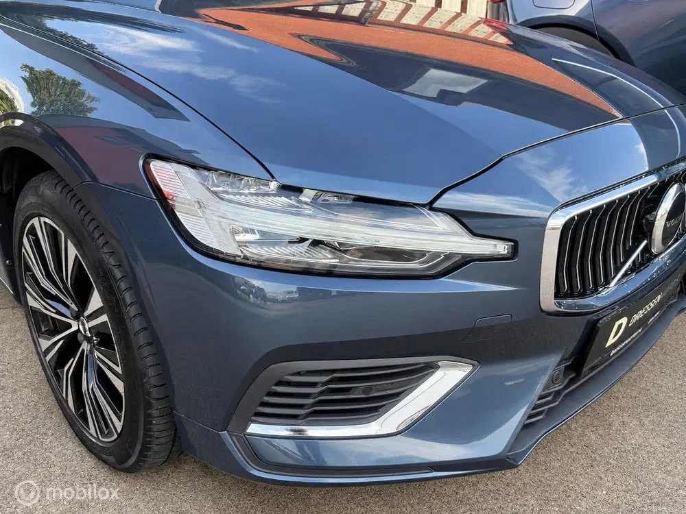 Volvo V60 2.0 T6 Plug-in hybrid AWD Plus Bright LONG uit 2022, foto 9