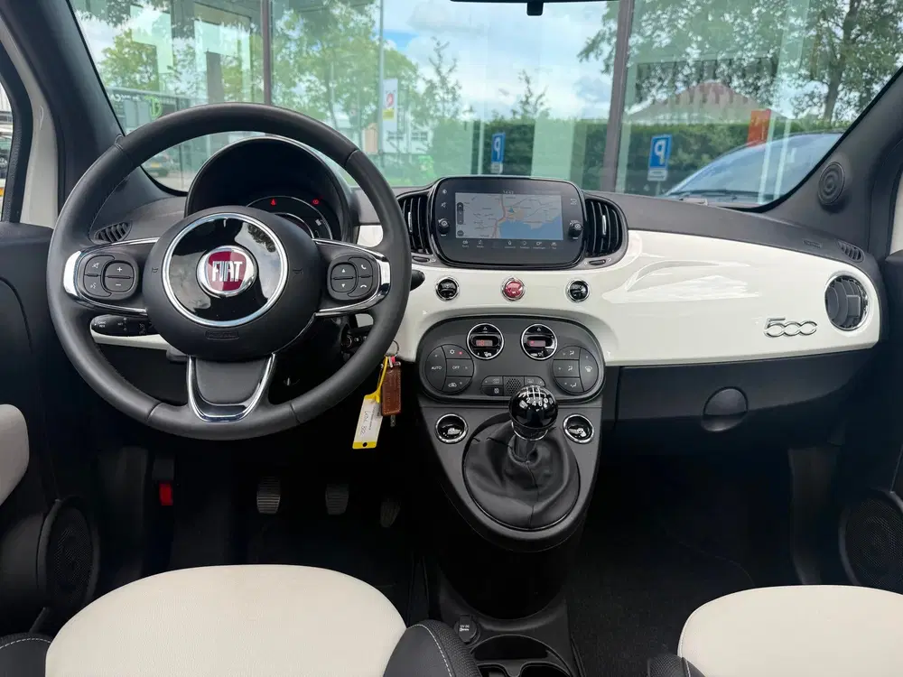 Fiat 500 1.0 Hybrid Dolcevita uit 2021, foto 11