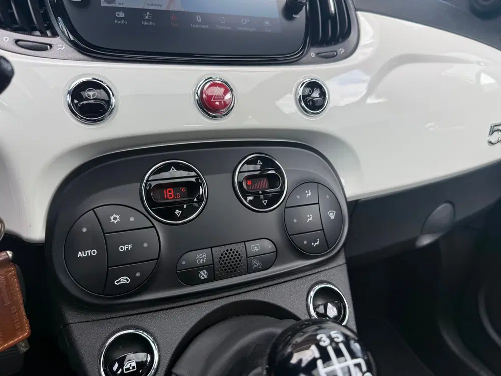Fiat 500 1.0 Hybrid Dolcevita uit 2021, foto 9