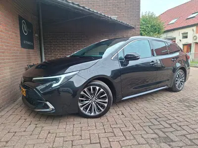 Toyota Corolla Hybrid 140 Dynamic Carplay uit 2025