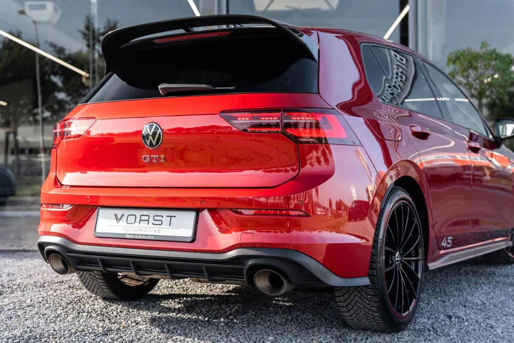 Volkswagen Golf 2.0 TSI GTI Clubsport 45 Jahre Akrapovic uit 2021, foto 10