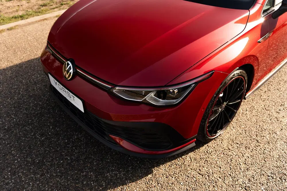 Volkswagen Golf 2.0 TSI GTI Clubsport 45 Jahre Akrapovic uit 2021, foto 12