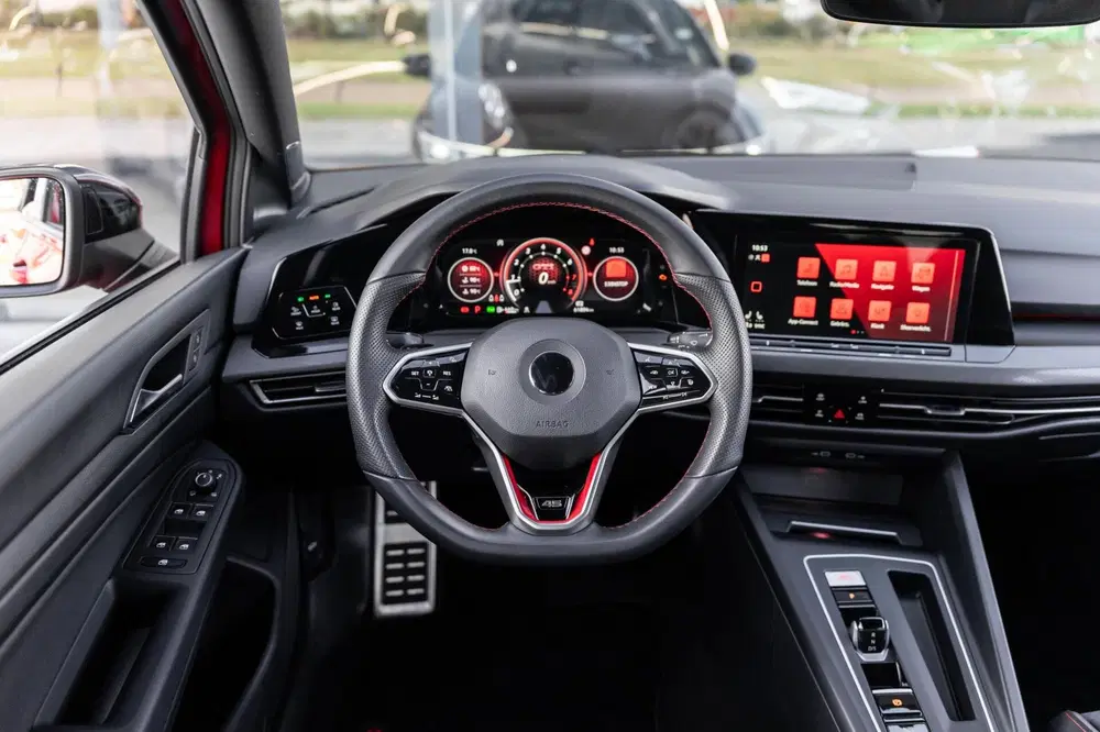 Volkswagen Golf 2.0 TSI GTI Clubsport 45 Jahre Akrapovic uit 2021, foto 15