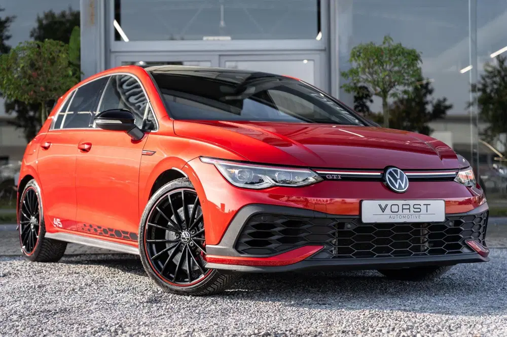 Volkswagen Golf 2.0 TSI GTI Clubsport 45 Jahre Akrapovic uit 2021, foto 3
