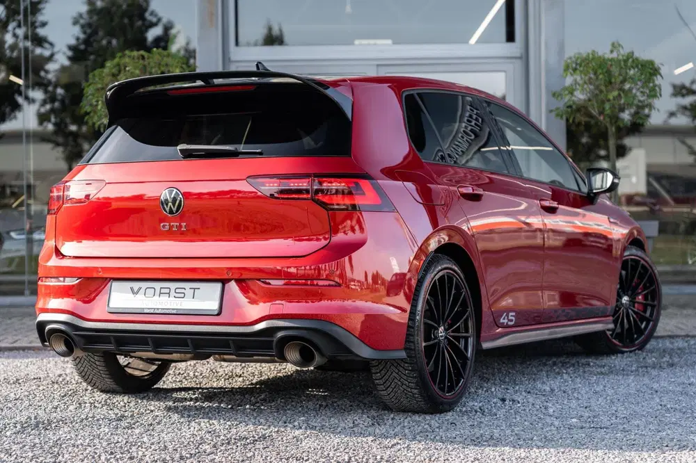 Volkswagen Golf 2.0 TSI GTI Clubsport 45 Jahre Akrapovic uit 2021, foto 6