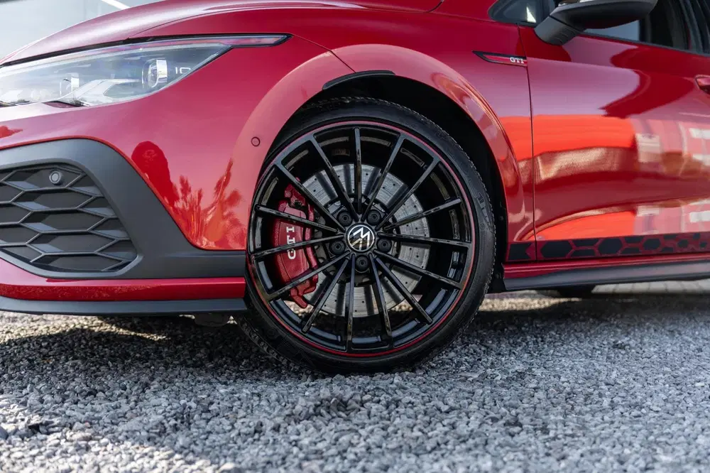 Volkswagen Golf 2.0 TSI GTI Clubsport 45 Jahre Akrapovic uit 2021, foto 8