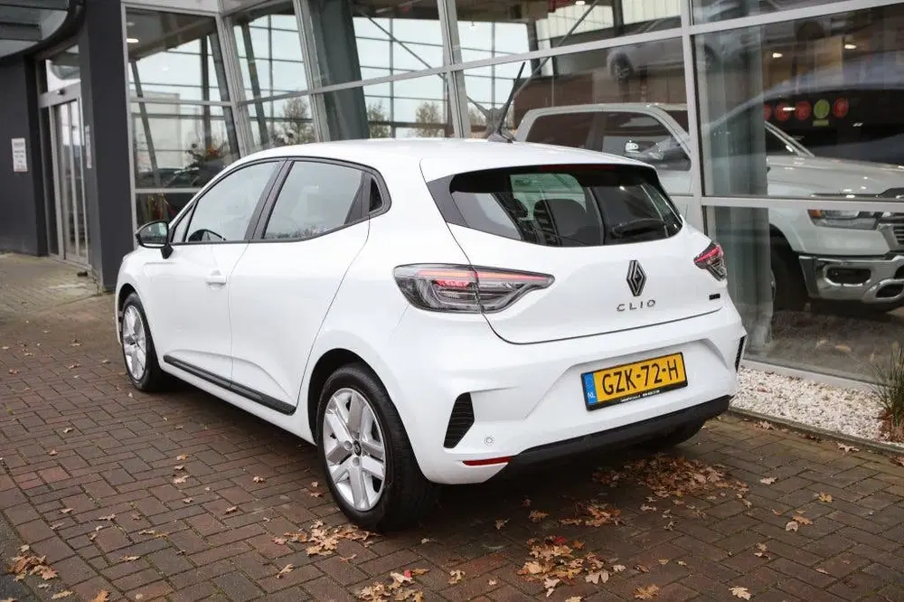 Renault Clio 1.6 ETFH 145PK uit 2024, foto 14