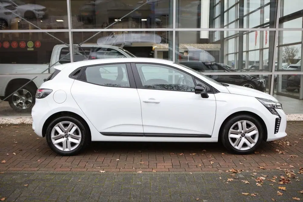 Renault Clio 1.6 ETFH 145PK uit 2024, foto 15
