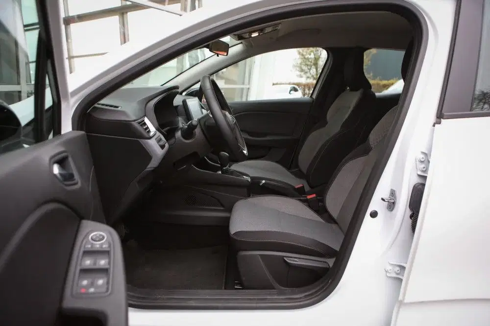 Renault Clio 1.6 ETFH 145PK uit 2024, foto 5