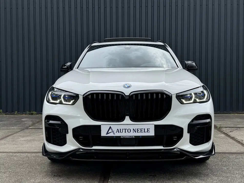 BMW X5 xDrive45e M Sport 394 pk Pano uit 2022, foto 10