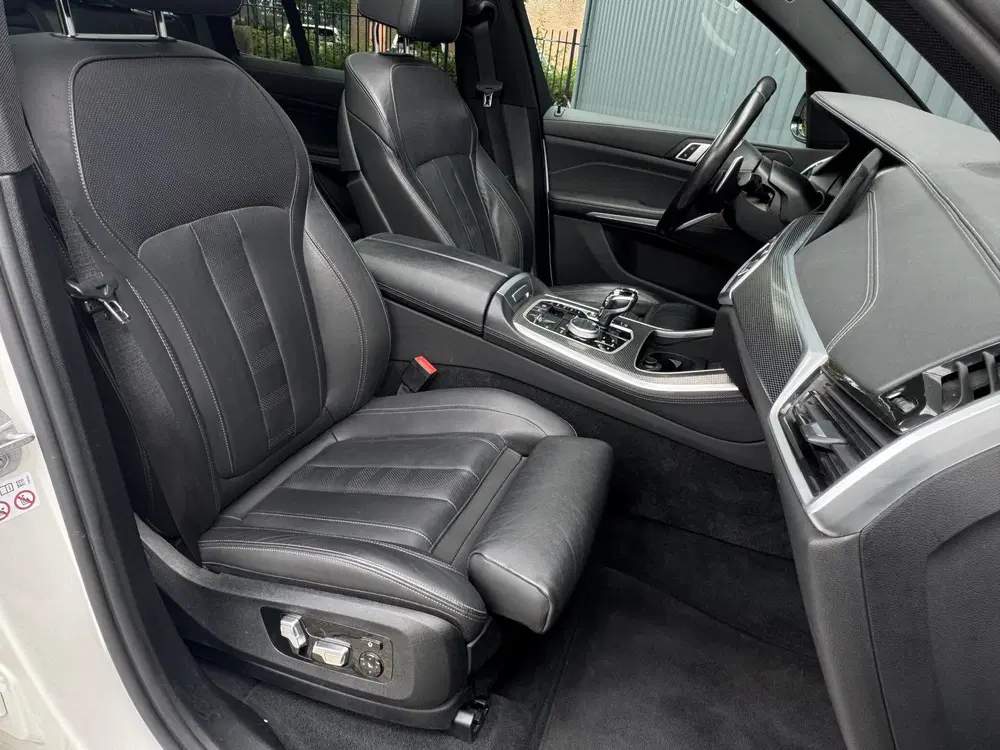 BMW X5 xDrive45e M Sport 394 pk Pano uit 2022, foto 4