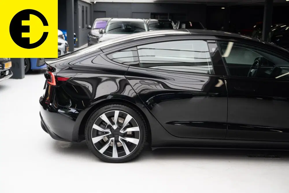 Tesla Model 3 Premium Long Range AWD 78 kWh uit 2023, foto 12