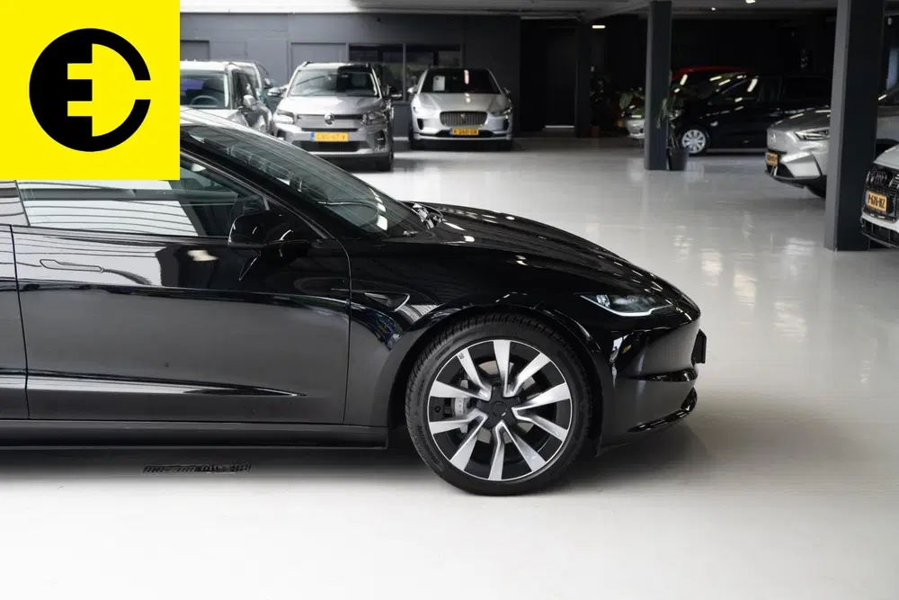 Tesla Model 3 Premium Long Range AWD 78 kWh uit 2023, foto 13