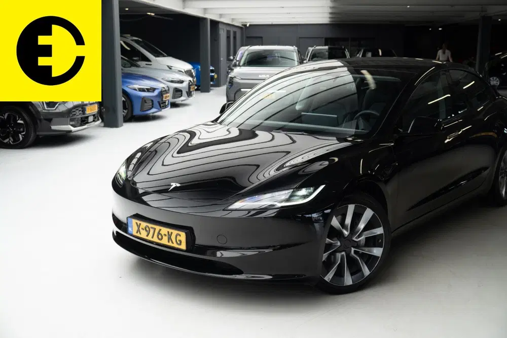 Tesla Model 3 Premium Long Range AWD 78 kWh uit 2023, foto 3