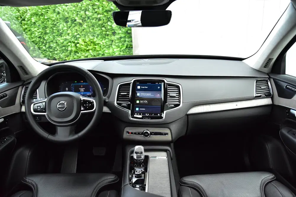 Volvo XC90 2.0 T8 Recharge AWD Ultimate Dark uit 2023, foto 4