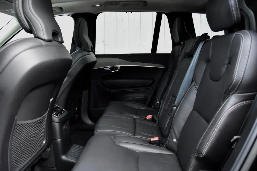 Volvo XC90 2.0 T8 Recharge AWD Ultimate Dark uit 2023, foto 6