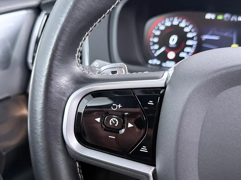 Volvo XC90 2.0 T8 Twin Engine AWD Inscription R-Desig uit 2020, foto 12