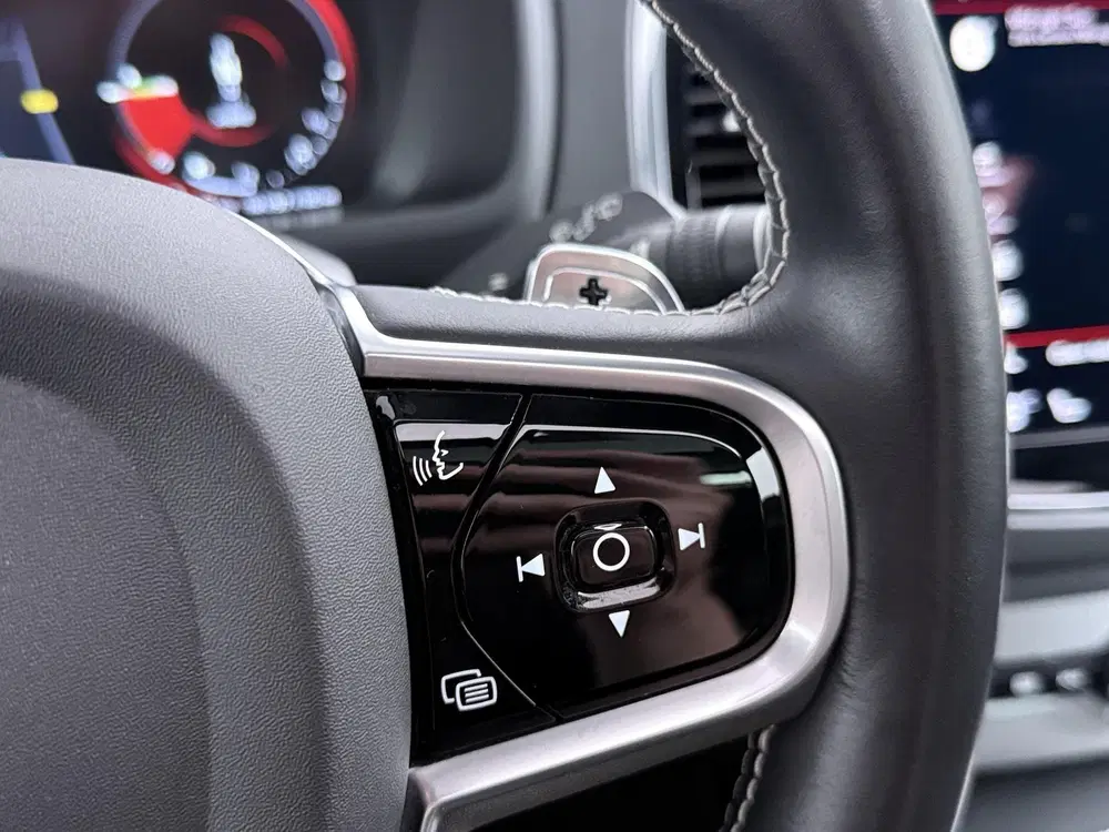 Volvo XC90 2.0 T8 Twin Engine AWD Inscription R-Desig uit 2020, foto 13