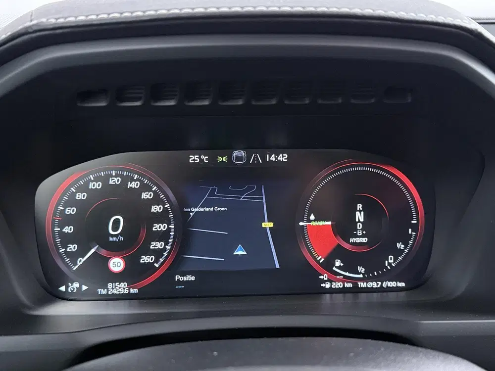 Volvo XC90 2.0 T8 Twin Engine AWD Inscription R-Desig uit 2020, foto 4