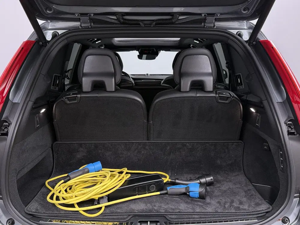 Volvo XC90 2.0 T8 Twin Engine AWD Inscription R-Desig uit 2020, foto 9