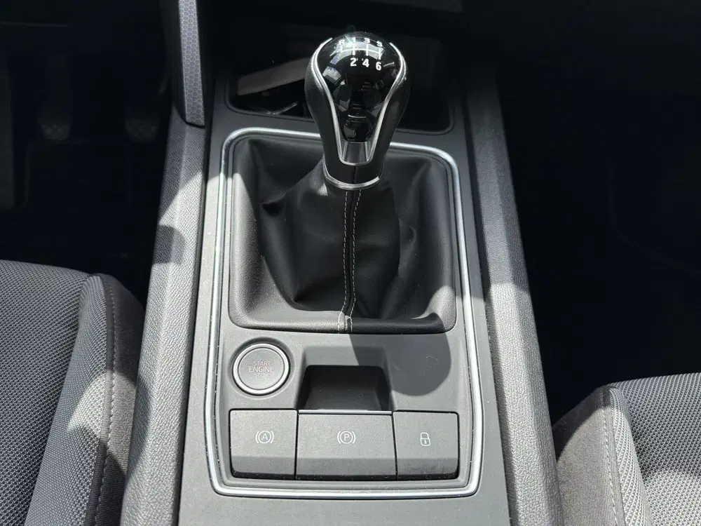 SEAT Leon 1.0 TSI Style Business Intense Ca uit 2022, foto 15