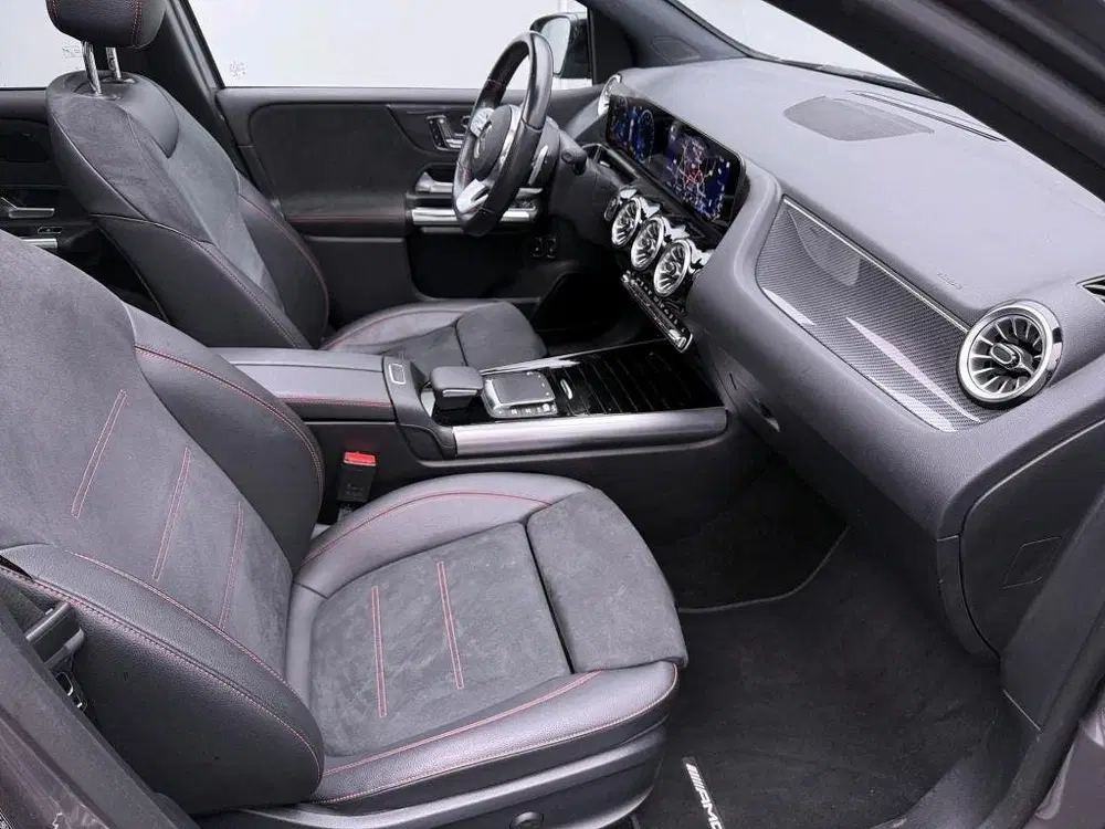 Mercedes-Benz B-Klasse 250 e Business Solution AMG Limited T uit 2021, foto 5