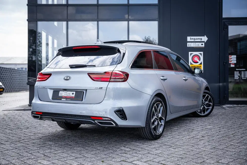 Kia Ceed 1.0 T-GDi GT-Line*PANO*CAMERA*VIRTUAL* uit 2021, foto 12