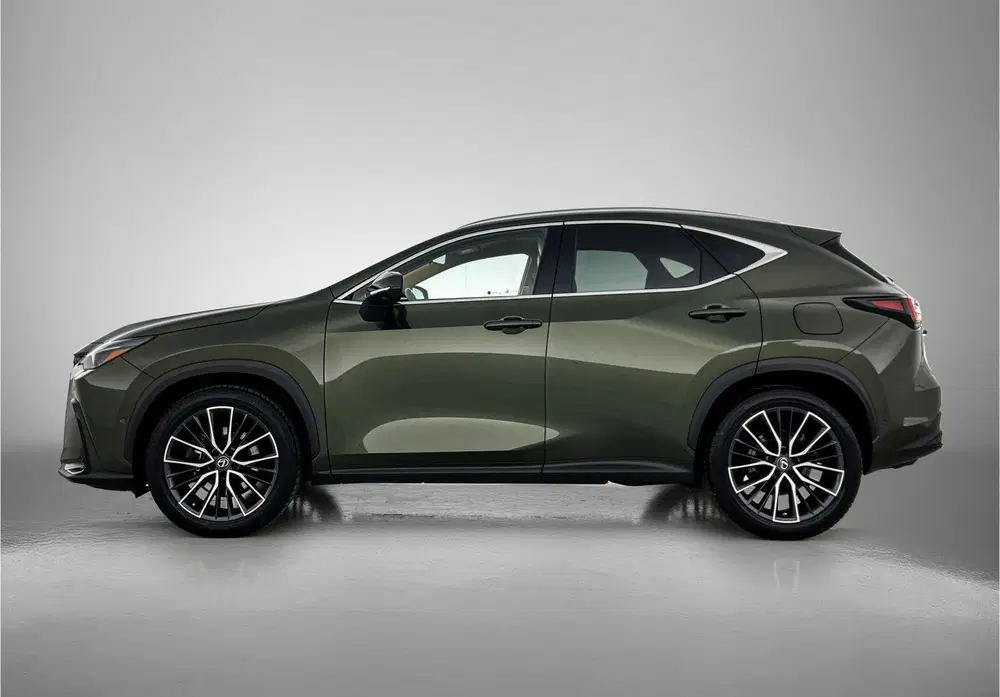 Lexus NX 450h+ AWD Executive Line uit 2022, foto 3
