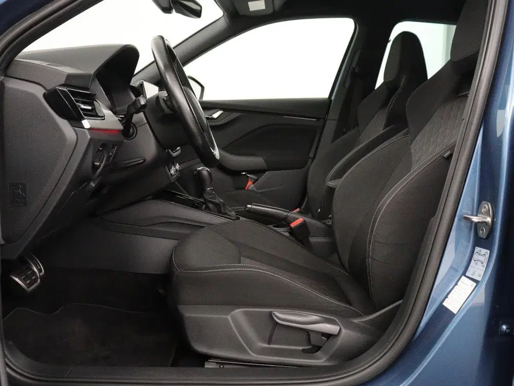 Skoda Kamiq 1.0 TSI Sport Business uit 2020, foto 4