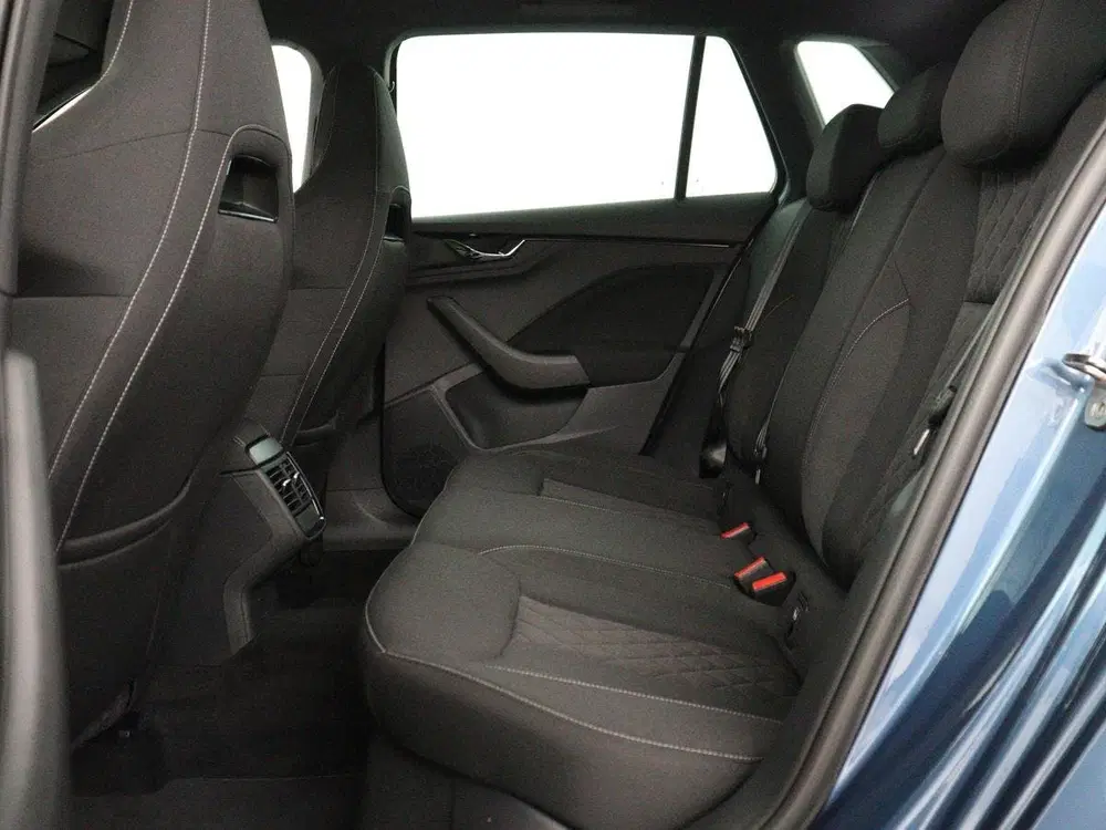 Skoda Kamiq 1.0 TSI Sport Business uit 2020, foto 7