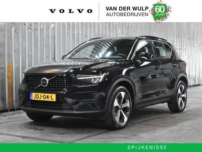Volvo XC40 B4 197PK Plus Dark uit 2025